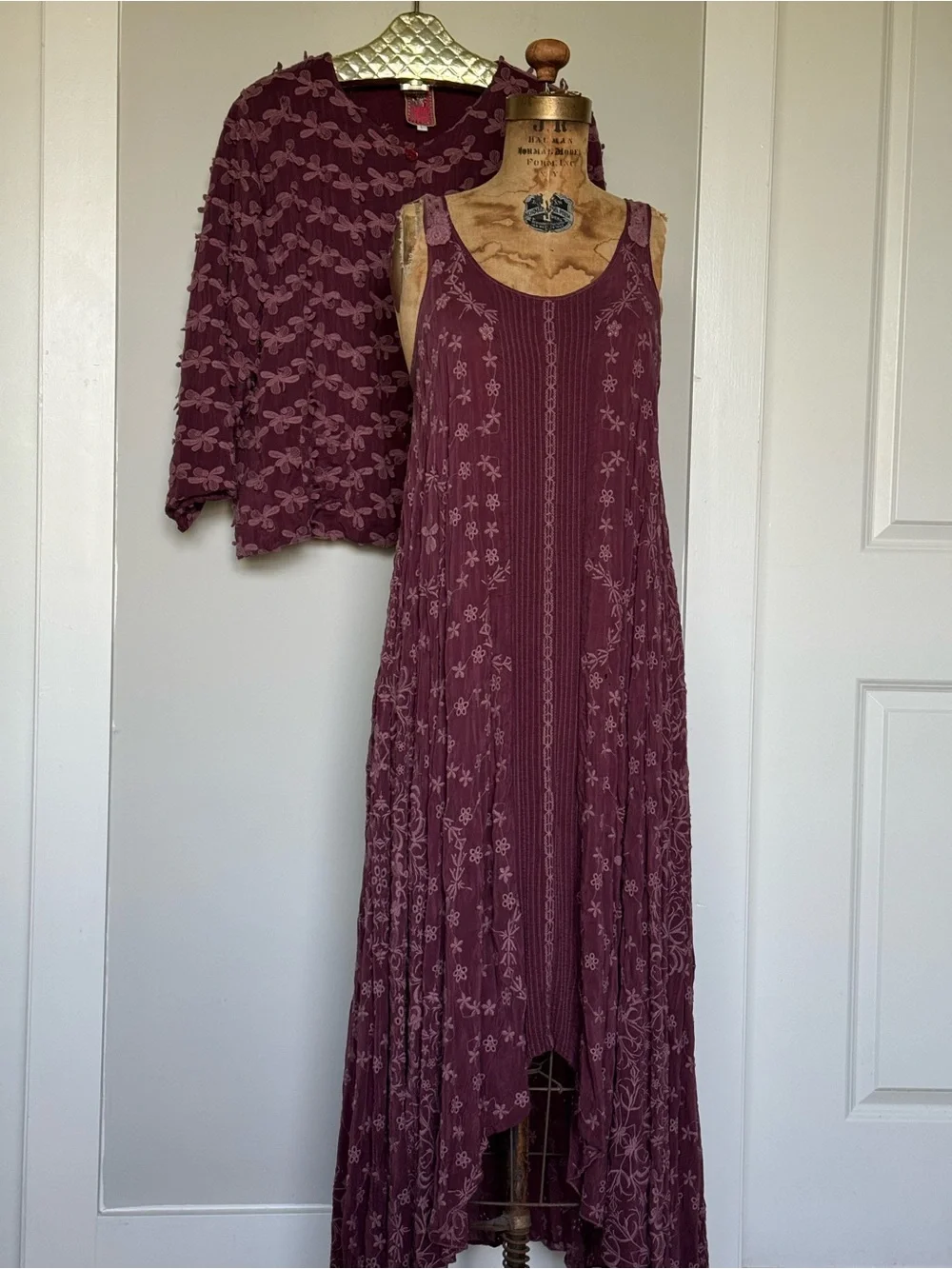 Johnny Was Burgundy Plissé Mesh Embroidered Maxi Dress & Matching Jacket Set S/L
